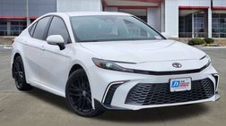 2025 Toyota Camry Hybrid SE