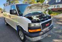 2004 GMC Savana 2500