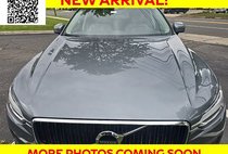 2020 Volvo XC60 T5 Momentum