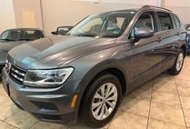 2019 Volkswagen Tiguan SEL R-Line Jet-Black 4Motion