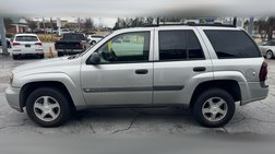 2004 Chevrolet TrailBlazer LS 2WD