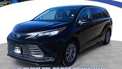 2023 Toyota Sienna LE 8-Passenger