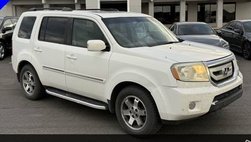 2010 Honda Pilot Touring w/Navi w/DVD