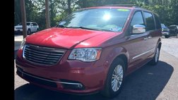 2015 Chrysler Town and Country Touring-L
