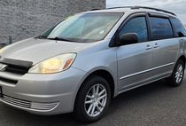 2004 Toyota Sienna LE 7 Passenger