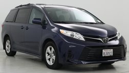 2020 Toyota Sienna LE