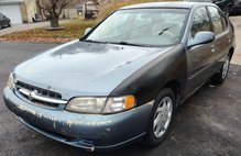 1999 Nissan Altima GXE