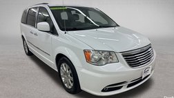 2016 Chrysler Town and Country Touring