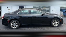 2017 Chrysler 300 Limited