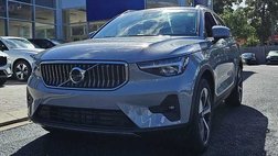 2025 Volvo XC40 B5 Plus Bright Theme