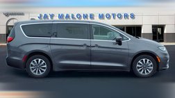 2022 Chrysler Pacifica Hybrid Touring L