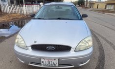 2005 Ford Taurus SE