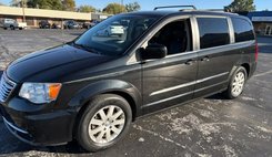 2016 Chrysler Town and Country Touring