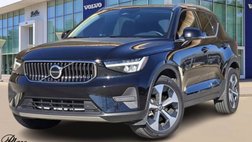 2025 Volvo XC40 B5 Core Bright Theme