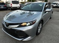 2020 Toyota Camry Hybrid LE