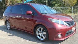 2014 Toyota Sienna SE 8-Passenger