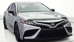 2022 Toyota Camry Hybrid SE Nightshade
