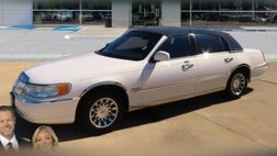 2000 Lincoln Town Car Signature
