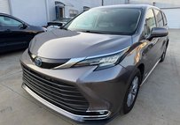 2021 Toyota Sienna XLE 7-Passenger