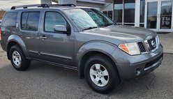 2006 Nissan Pathfinder LE