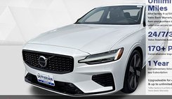2025 Volvo S60 T8 Plus