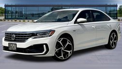 2021 Volkswagen Passat R-Line