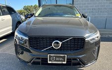 2025 Volvo XC60 B5 Plus Dark Theme