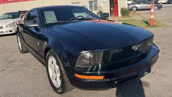 2006 Ford Mustang V6 Coupe RWD