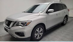 2020 Nissan Pathfinder SV