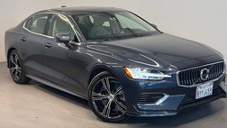2022 Volvo S60 Recharge T8 Inscription