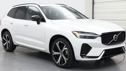 2023 Volvo XC60 B5 Ultimate Dark Theme