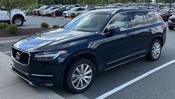 2017 Volvo XC90 T6 Momentum