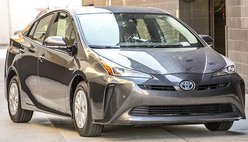 2019 Toyota Prius LE