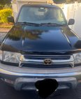 2002 Toyota 4Runner SR5
