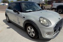 2017 MINI Hardtop Cooper