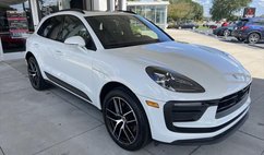 2023 Porsche Macan T