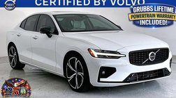 2024 Volvo S60 B5 Ultimate Dark Theme