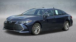 2020 Toyota Avalon Hybrid XLE