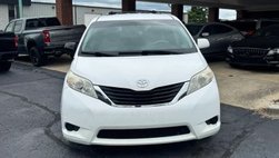 2011 Toyota Sienna LE