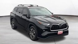 2022 Toyota Highlander Hybrid XLE