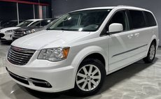 2015 Chrysler Town and Country Touring