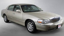 2011 Lincoln Town Car Signature Limited
