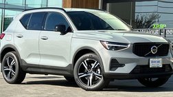 2026 Volvo XC40 B5 Core