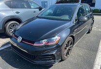 2021 Volkswagen Golf GTI SE