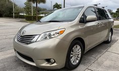 2015 Toyota Sienna XLE