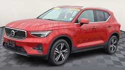 2023 Volvo XC40 B5 Plus Bright Theme
