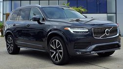 2022 Volvo XC90 T6 Momentum 7-Passenger