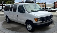 2005 Ford E-Series E-350 Super Duty XL Passenger
