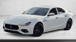 2022 Maserati Ghibli Modena Q4