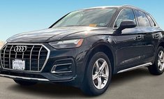 2023 Audi Q5 quattro Premium 40 TFSI